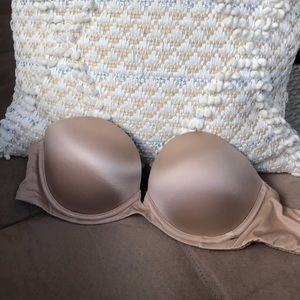 Nude Victoria’s Secret strapless bra